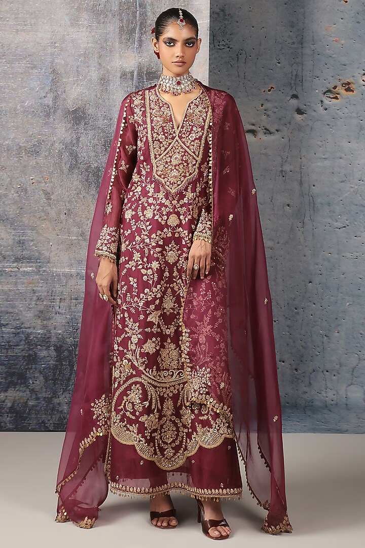 Wine Organza Bead Embroidered Kurta Set by Niti Bothra at Pernia's Pop Up Shop
