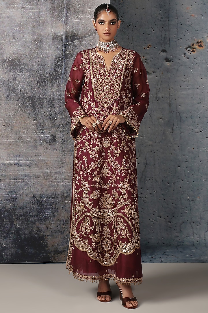 Wine Organza Bead Embroidered Kurta Set by Niti Bothra at Pernia's Pop Up Shop