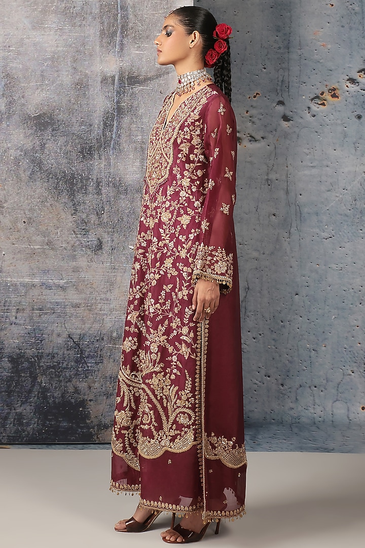 Wine Organza Bead Embroidered Kurta Set by Niti Bothra at Pernia's Pop Up Shop