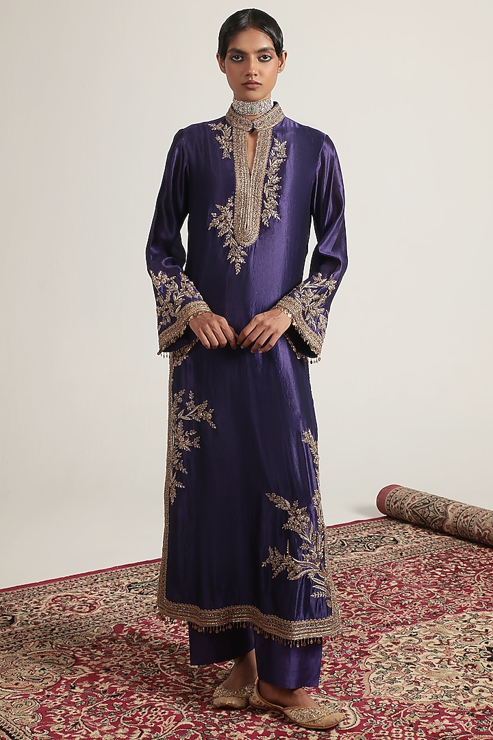 Purple Organza Aari Embroidered Kurta Set by Niti Bothra at Pernia's Pop Up Shop