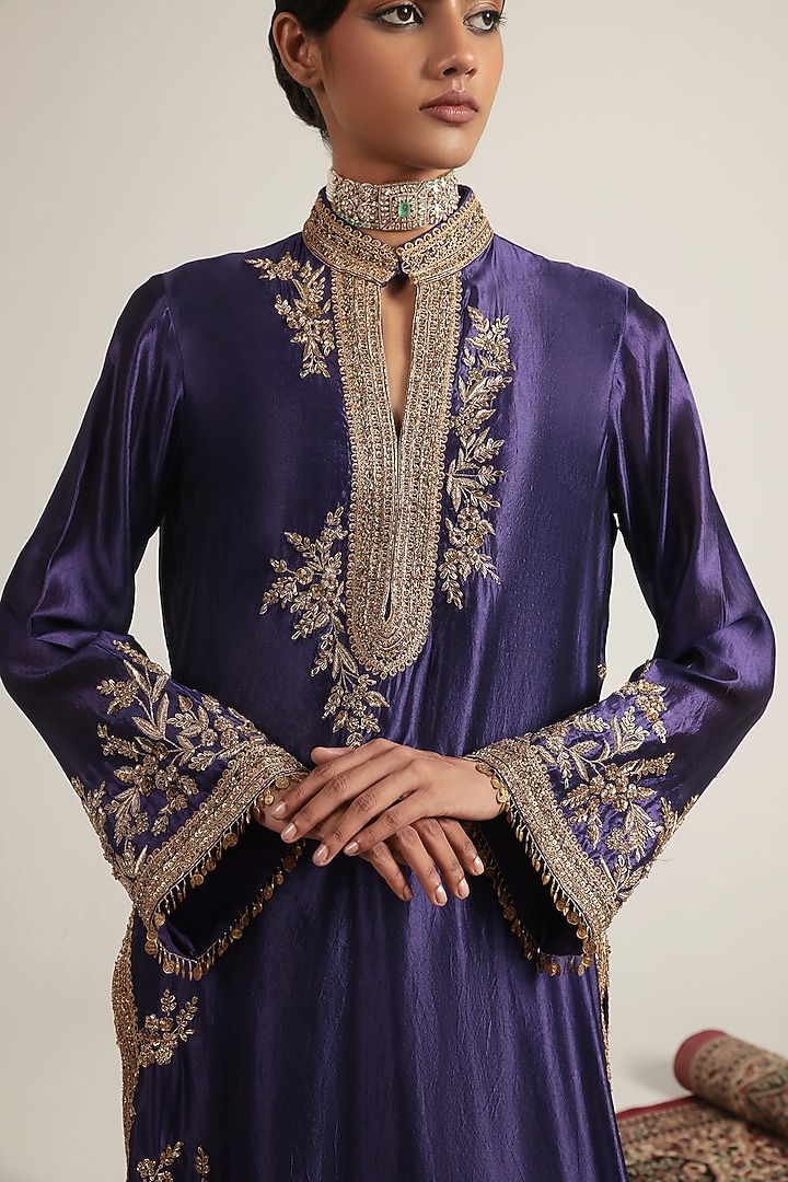 Purple Organza Aari Embroidered Kurta Set by Niti Bothra at Pernia's Pop Up Shop
