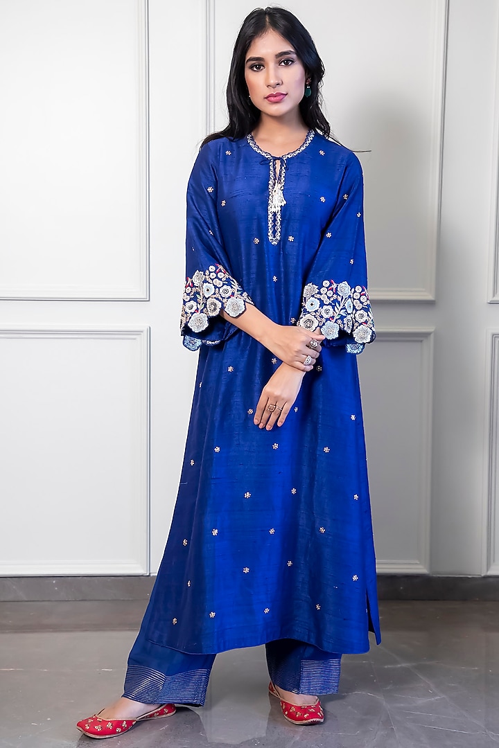 Blue Fusion Embroidered Kurta Set by Niti Bothra at Pernia's Pop Up Shop