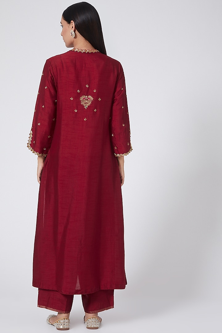 Red Embroidered Kurta Set by Niti Bothra at Pernia's Pop Up Shop