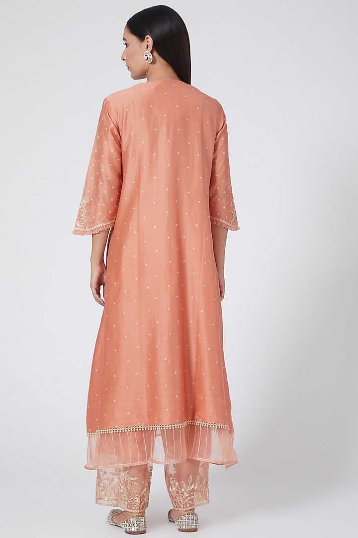 Peach Embroidered Kurta Set by Niti Bothra at Pernia's Pop Up Shop
