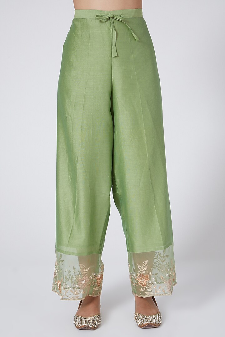 Light Green Embroidered Kurta Set by Niti Bothra at Pernia's Pop Up Shop