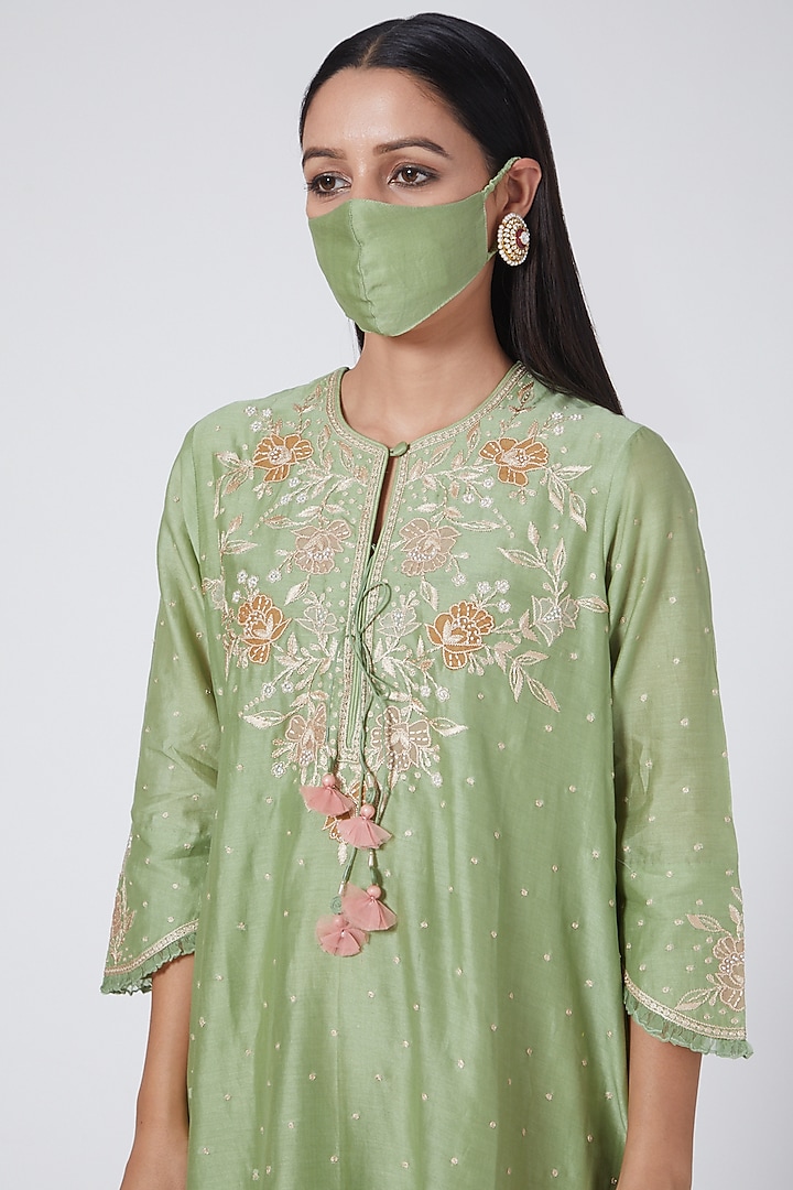 Light Green Embroidered Kurta Set by Niti Bothra at Pernia's Pop Up Shop