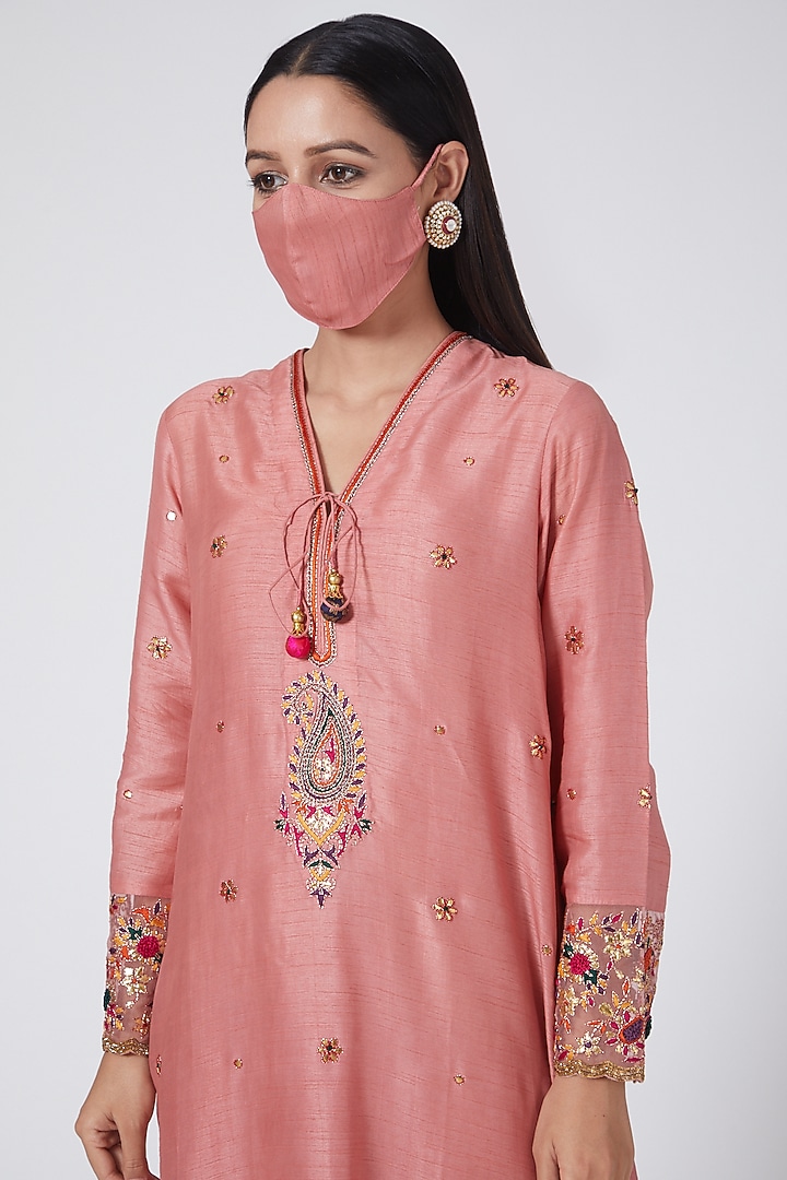 Pink Raw Silk Kurta Set by Niti Bothra at Pernia's Pop Up Shop