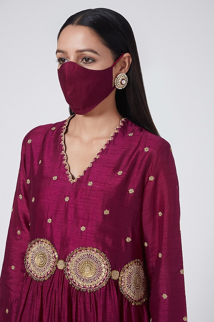 Rani Pink Raw Silk Kurta Set by Niti Bothra at Pernia's Pop Up Shop