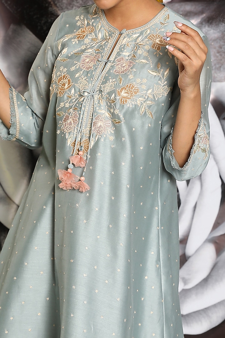 Sky Blue Embroidered Kurta Set by Niti Bothra at Pernia's Pop Up Shop