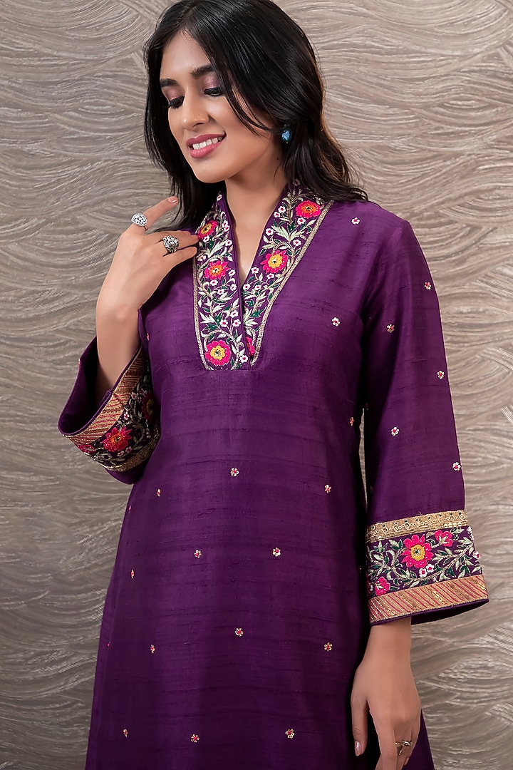Purple Zardosi & Resham Embroidered Kurta Set by Niti Bothra at Pernia's Pop Up Shop