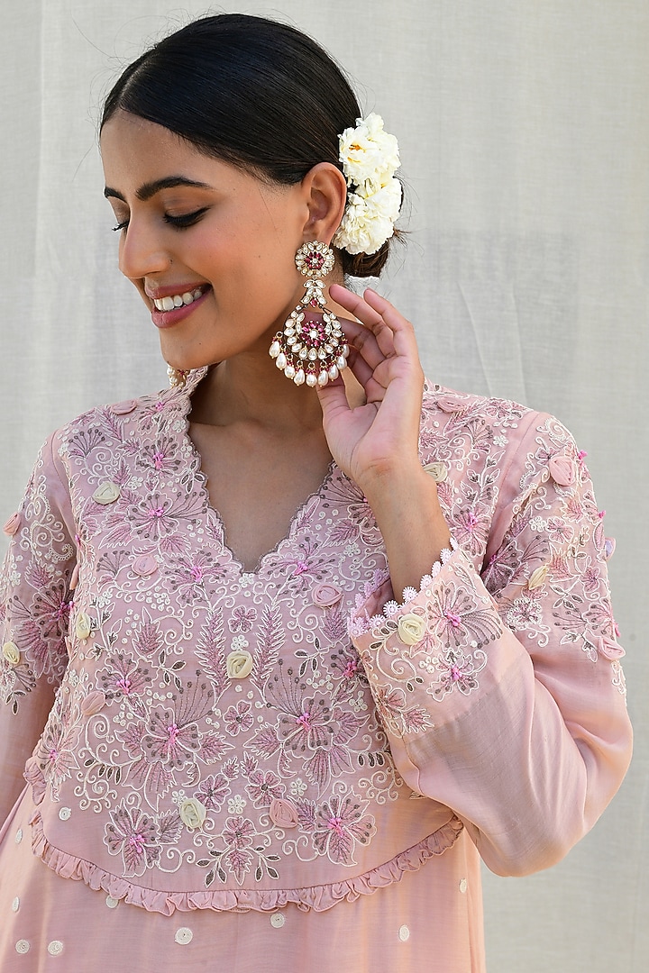 Pink Bemberg & Organza Embroidered Kurta Set by Niti Bothra at Pernia's Pop Up Shop