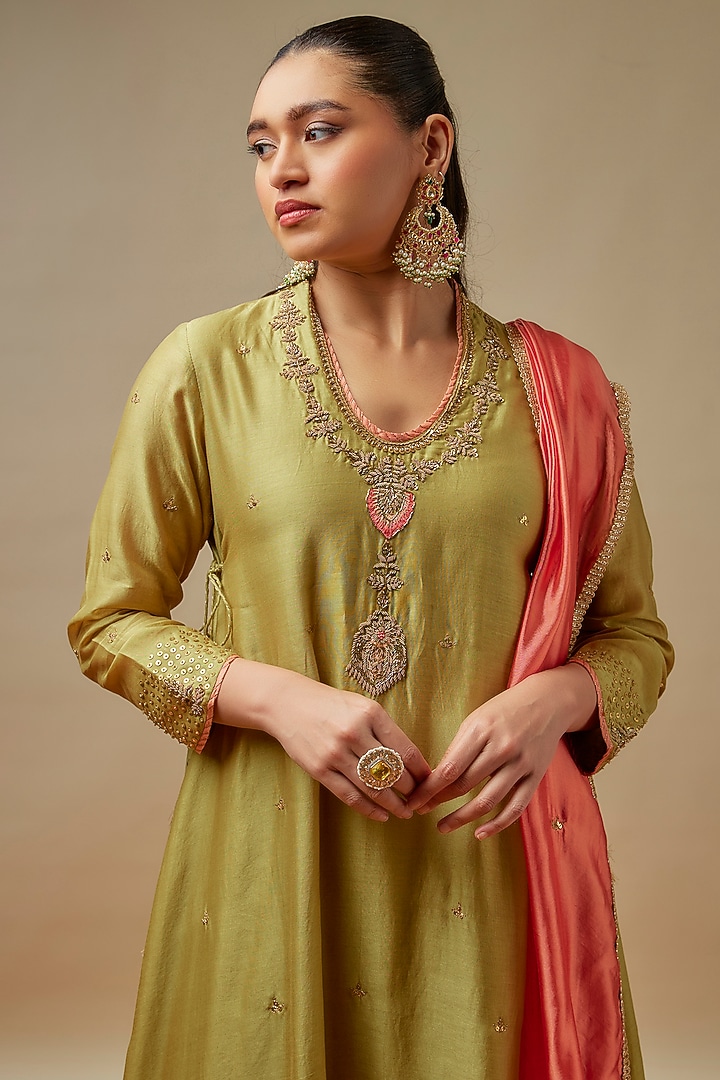 Green Chanderi Silk Zardosi Embroidered Kurta Set by Niti Bothra at Pernia's Pop Up Shop