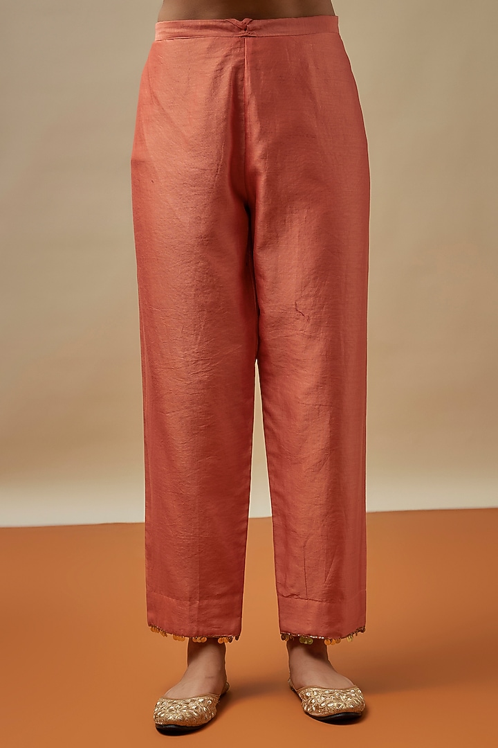 Peach Chanderi Silk Zardosi Embroidered Kurta Set by Niti Bothra at Pernia's Pop Up Shop