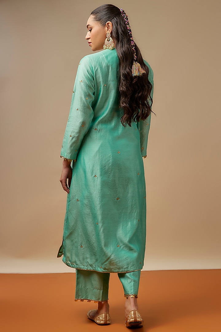 Blue Chanderi Silk Zardosi Embroidered Kurta Set by Niti Bothra at Pernia's Pop Up Shop