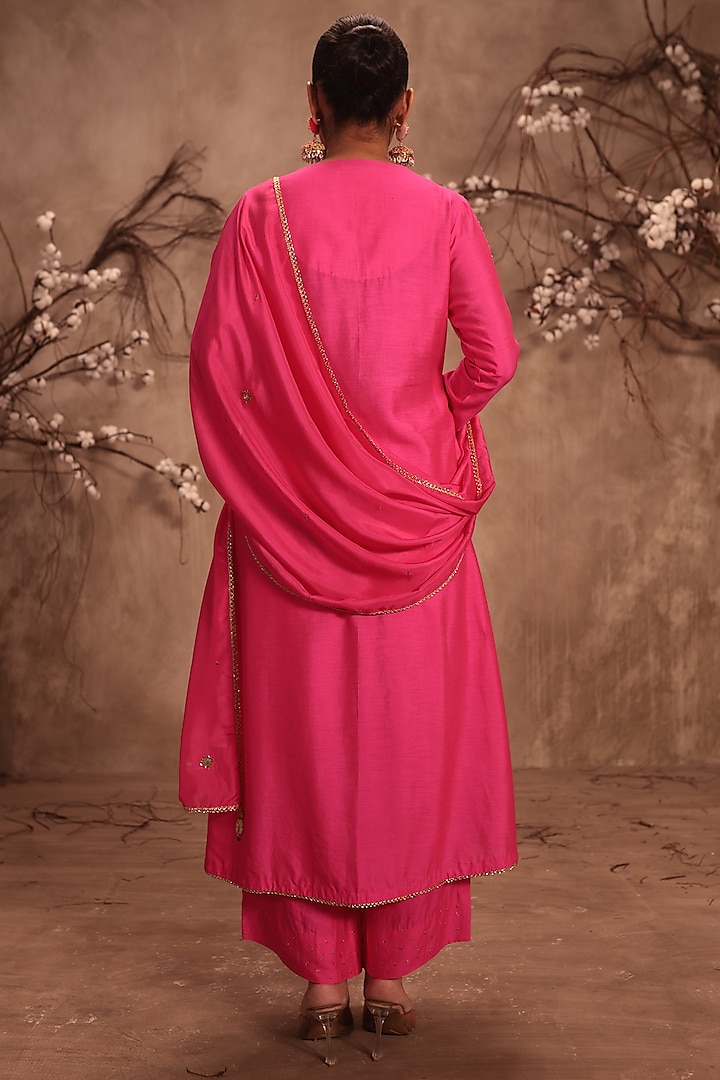 Hot Pink Chiniya Silk Zardosi Embroidered Kurta Set by Niti Bothra at Pernia's Pop Up Shop