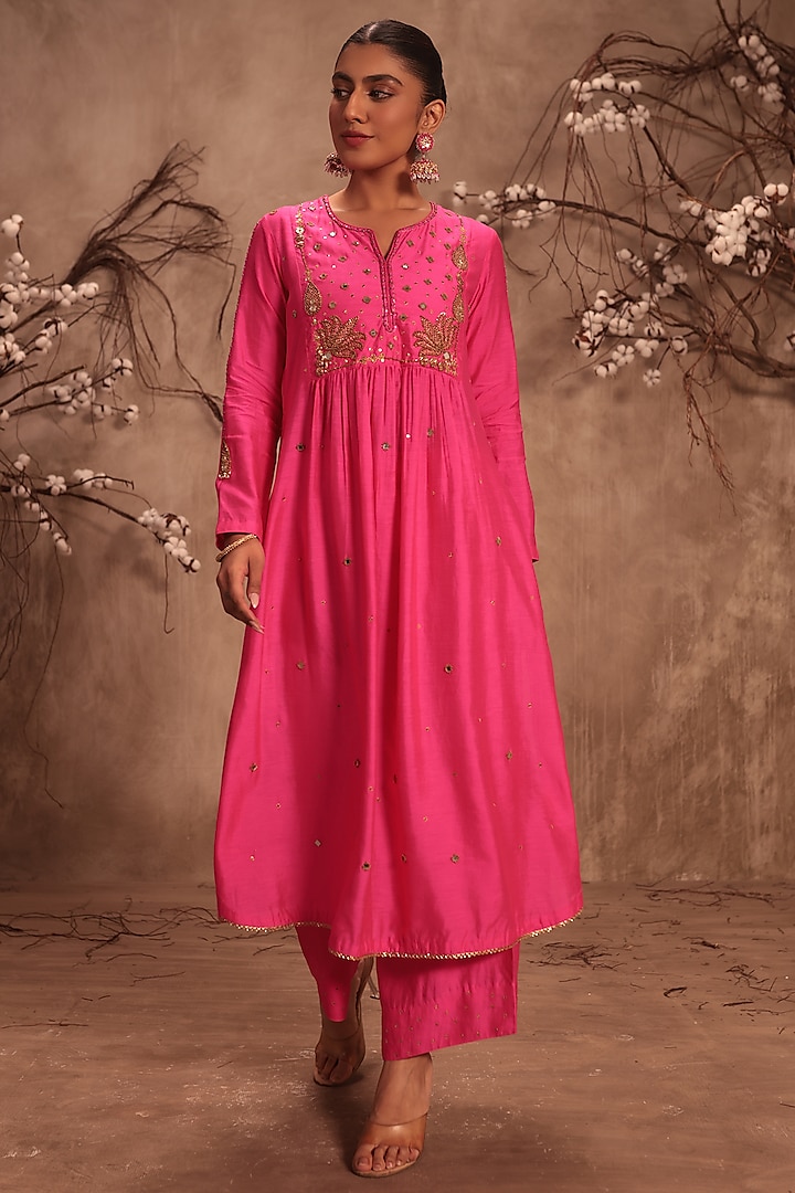 Hot Pink Chiniya Silk Zardosi Embroidered Kurta Set by Niti Bothra at Pernia's Pop Up Shop