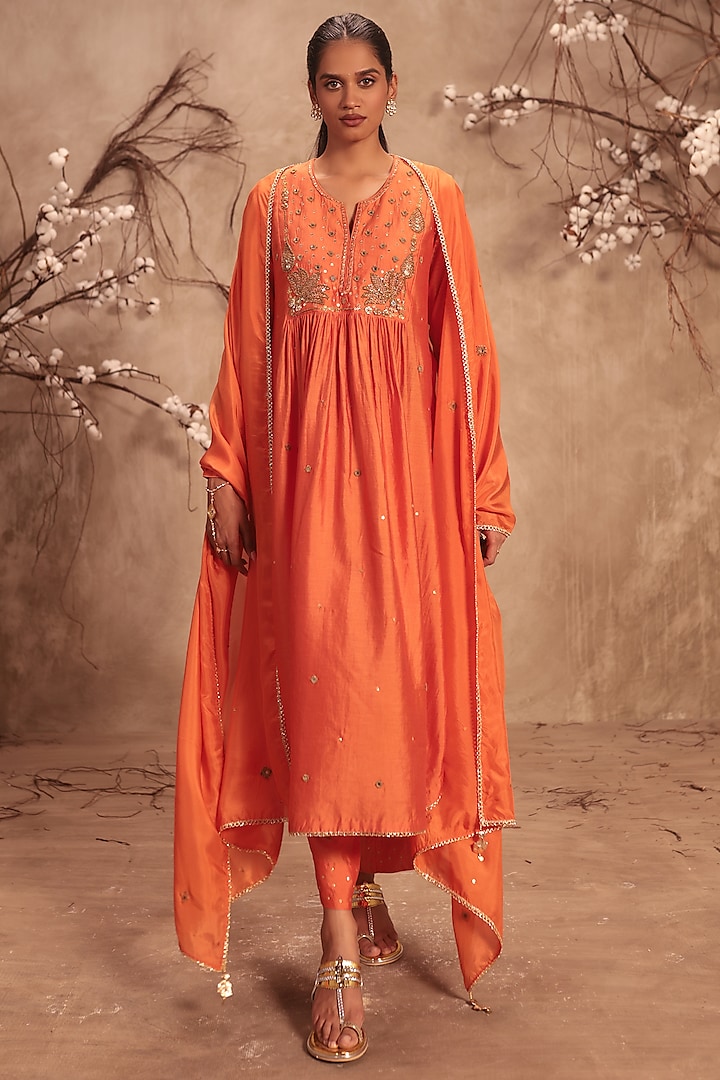 Orange Chiniya Silk Zardosi Embroidered Kurta Set by Niti Bothra at Pernia's Pop Up Shop