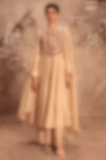 Ivory Chiniya Silk Zardosi Embroidered Kalidar Kurta Set by Niti Bothra at Pernia's Pop Up Shop