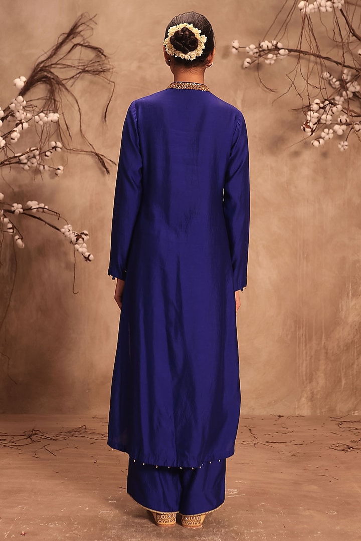 Indigo Chiniya Silk Zardosi Embroidered Kurta Set by Niti Bothra at Pernia's Pop Up Shop