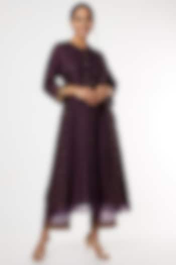 Purple Gold Embellished Kurta Set by Niti Bothra at Pernia's Pop Up Shop