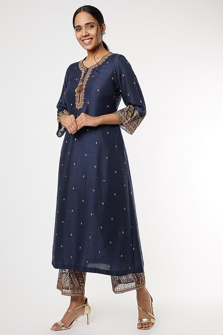 Blue Embellished Kurta Set by Niti Bothra