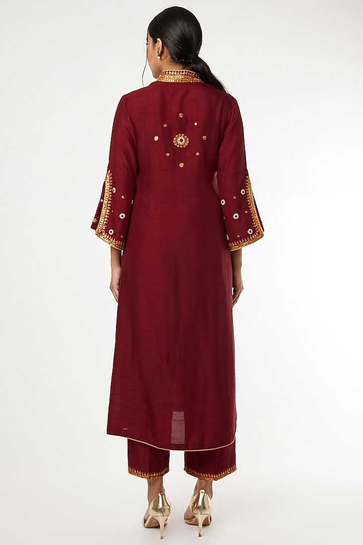Wine Dupion Kurta Set by Niti Bothra at Pernia's Pop Up Shop