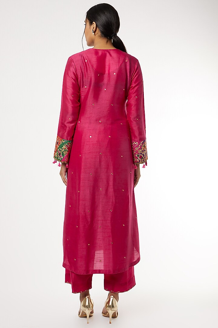 Rani Pink Embroidered Kurta Set by Niti Bothra at Pernia's Pop Up Shop