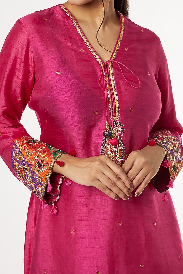 Rani Pink Embroidered Kurta Set by Niti Bothra at Pernia's Pop Up Shop