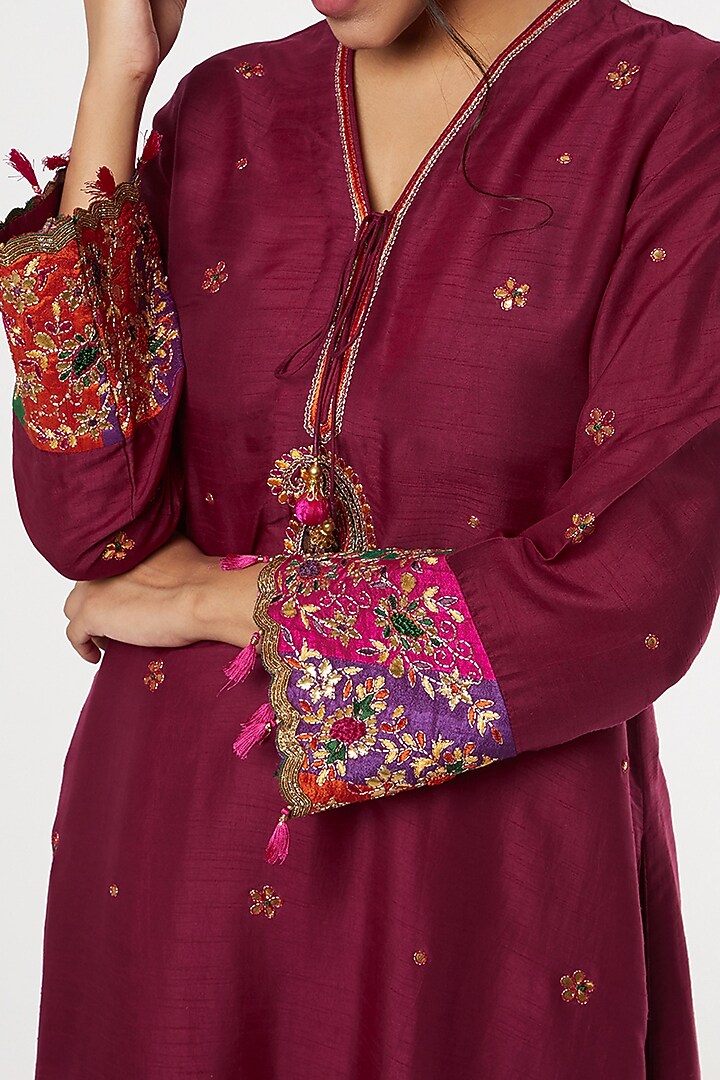 Wine Embroidered Kurta Set by Niti Bothra at Pernia's Pop Up Shop