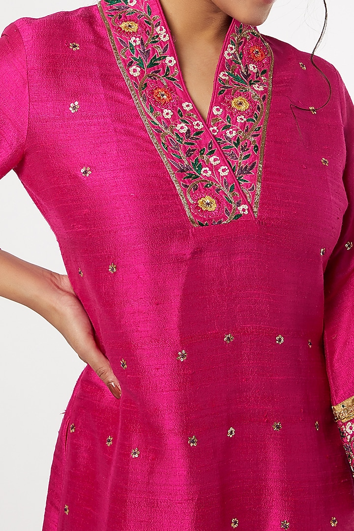 Rani Pink Zardosi Embroidered Kurta Set by Niti Bothra at Pernia's Pop Up Shop