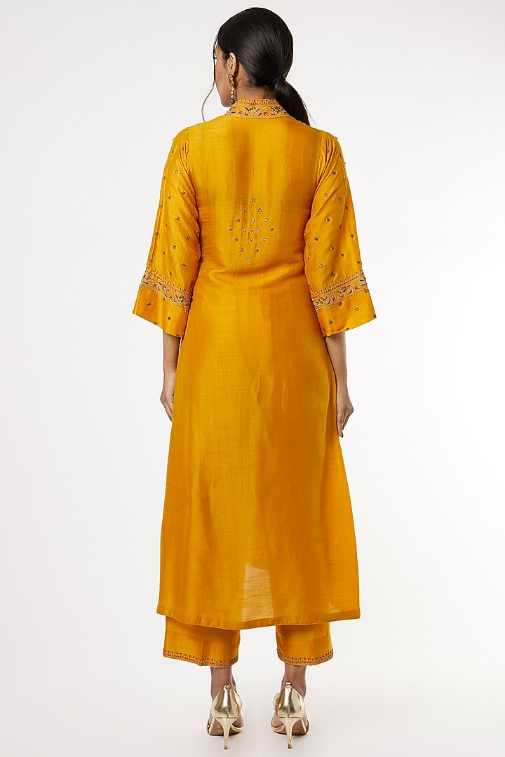 Mustard Sequins Kurta Set by Niti Bothra at Pernia's Pop Up Shop
