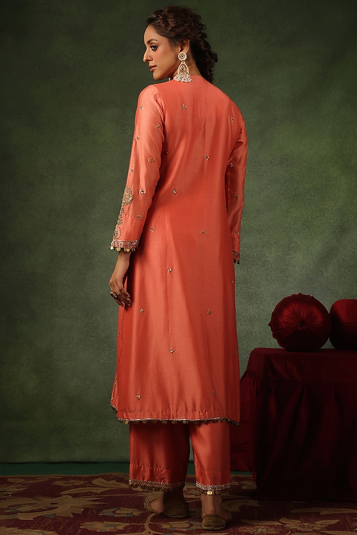 Peach Chanderi Silk Zardosi Embroidered Kurta Set by Niti Bothra at Pernia's Pop Up Shop