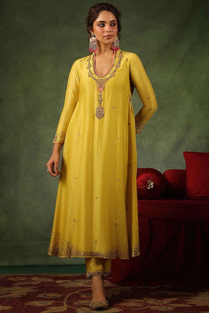 Yellow Chanderi Silk Zardosi Embroidered Kurta Set by Niti Bothra