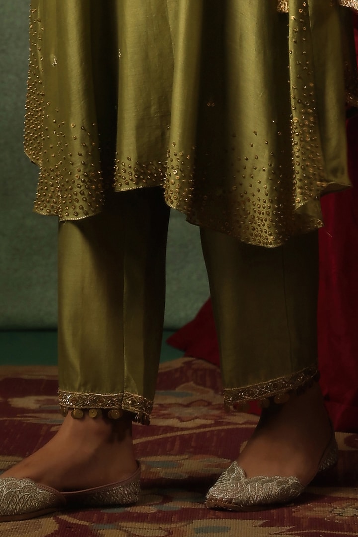 Sage Green Chanderi Silk Zardosi Embroidered Kurta Set by Niti Bothra at Pernia's Pop Up Shop