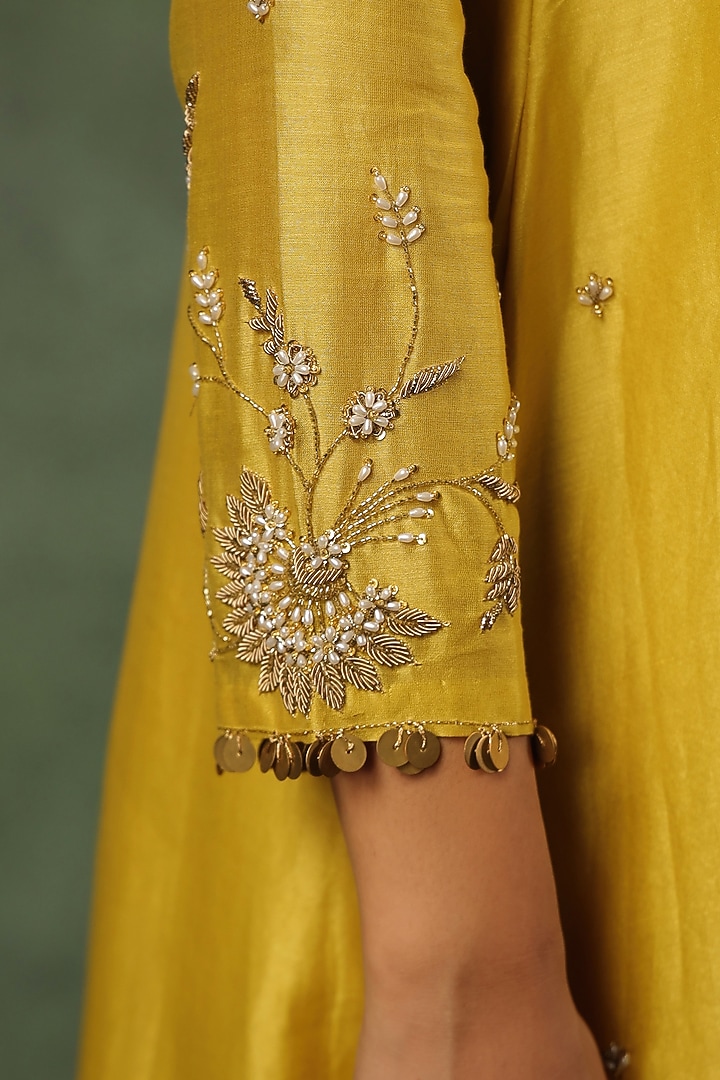Yellow Chanderi Silk Zardosi Embroidered Kurta Set by Niti Bothra at Pernia's Pop Up Shop