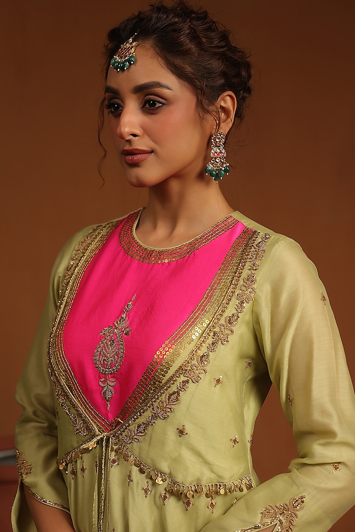 Light Green & Bright Pink Chanderi Silk Zardosi Embroidered Kalidar Kurta Set by Niti Bothra at Pernia's Pop Up Shop