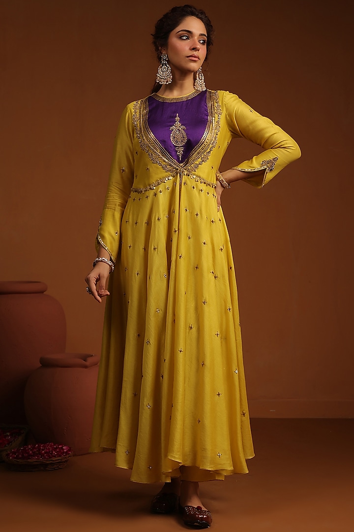 Yellow & Purple Chanderi Silk Zardosi Embroidered Kalidar Kurta Set by Niti Bothra at Pernia's Pop Up Shop