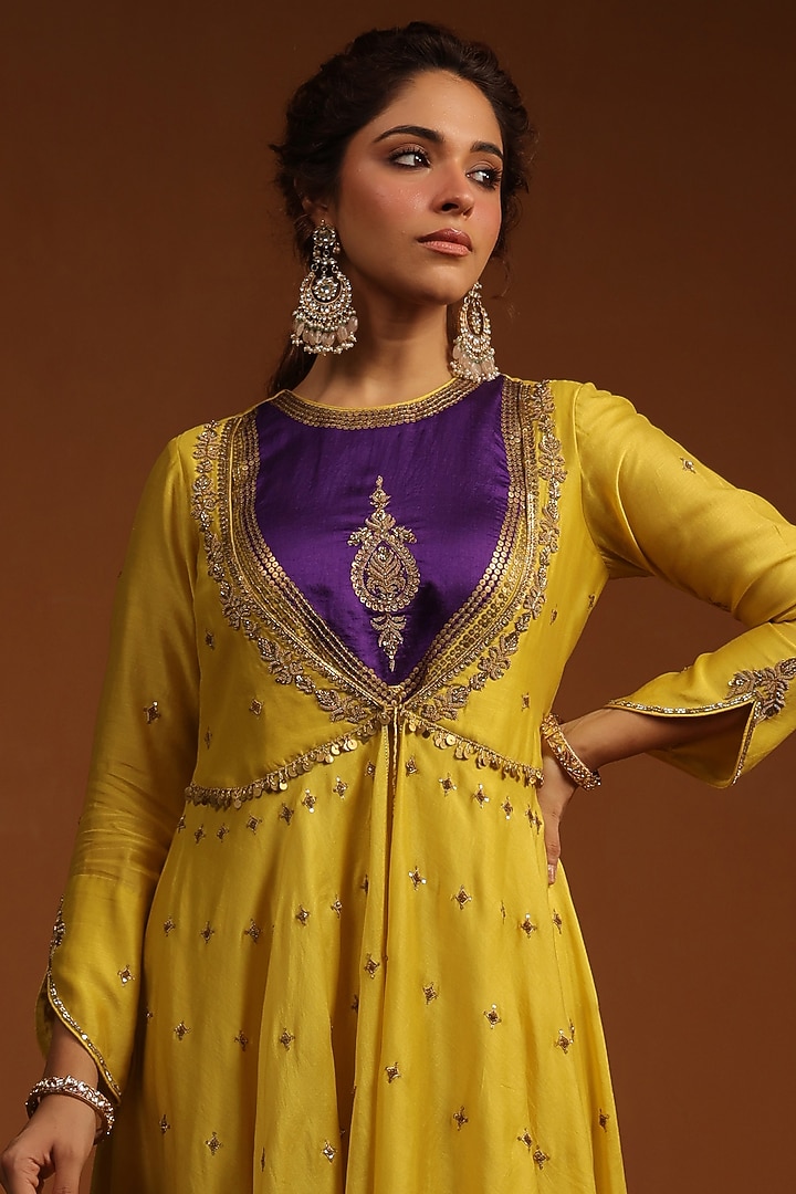 Yellow & Purple Chanderi Silk Zardosi Embroidered Kalidar Kurta Set by Niti Bothra at Pernia's Pop Up Shop