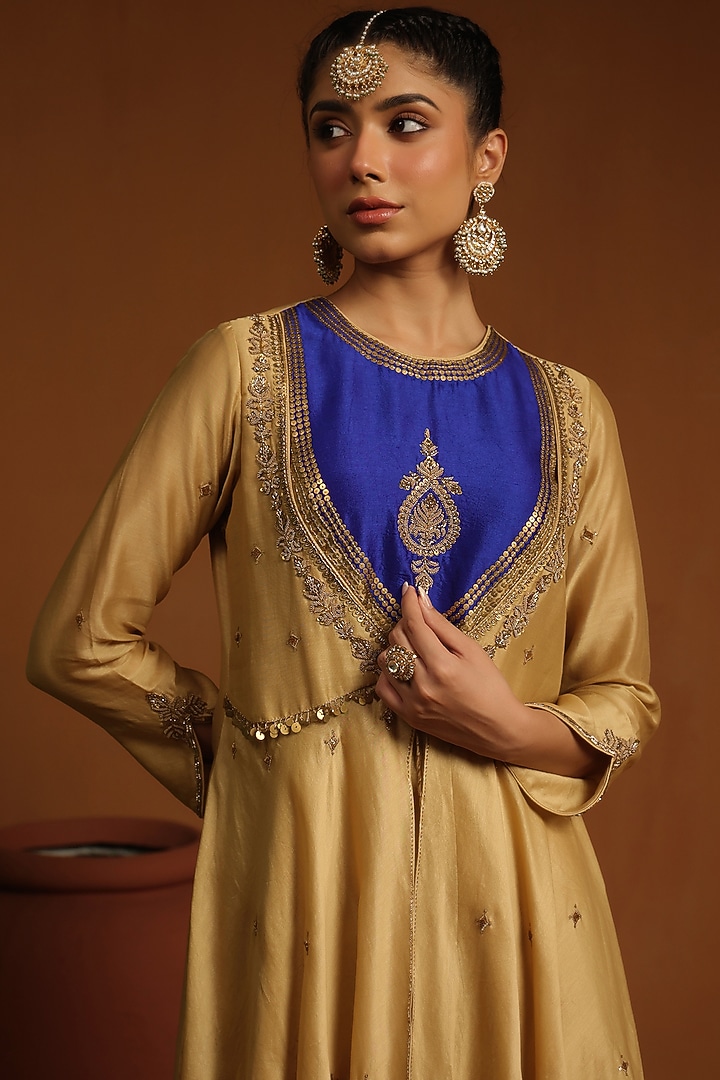 Ivory & Blue Chanderi Silk Zardosi Embroidered Kalidar Kurta Set by Niti Bothra at Pernia's Pop Up Shop