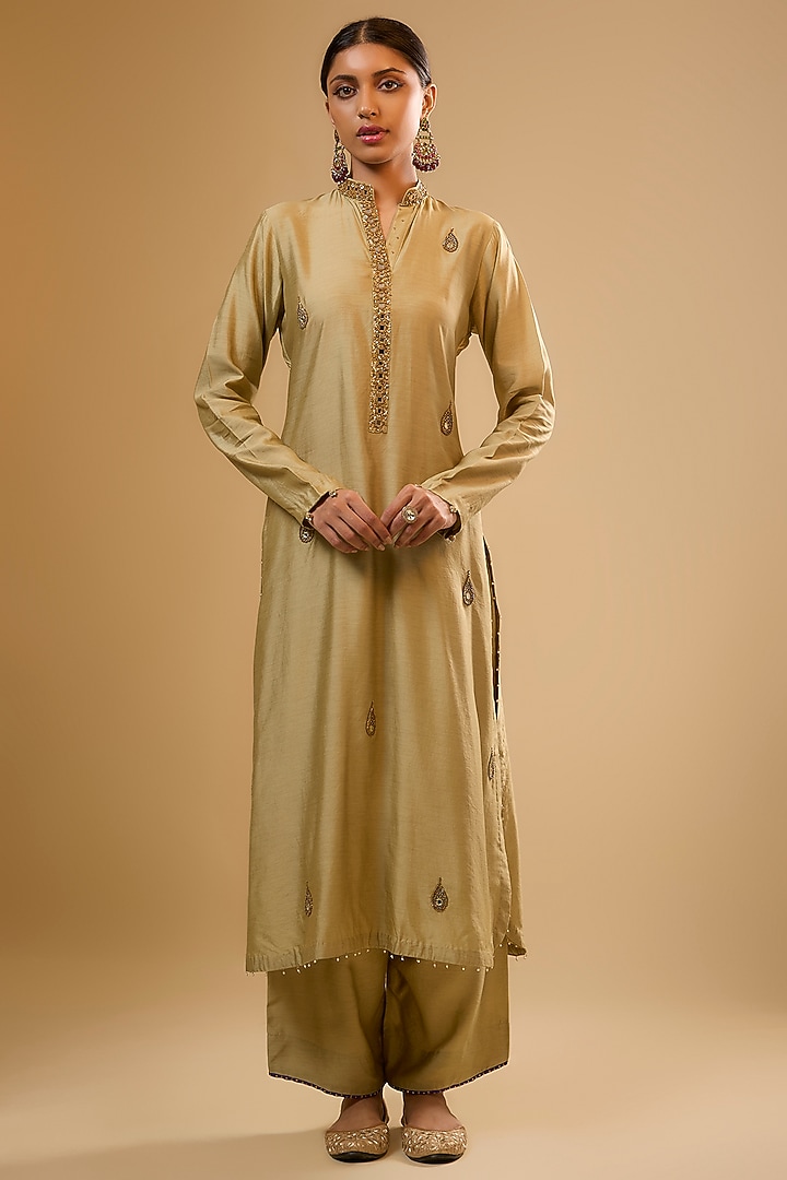 Light Green Chiniya Silk Zardosi Embroidered Kurta Set by Niti Bothra at Pernia's Pop Up Shop