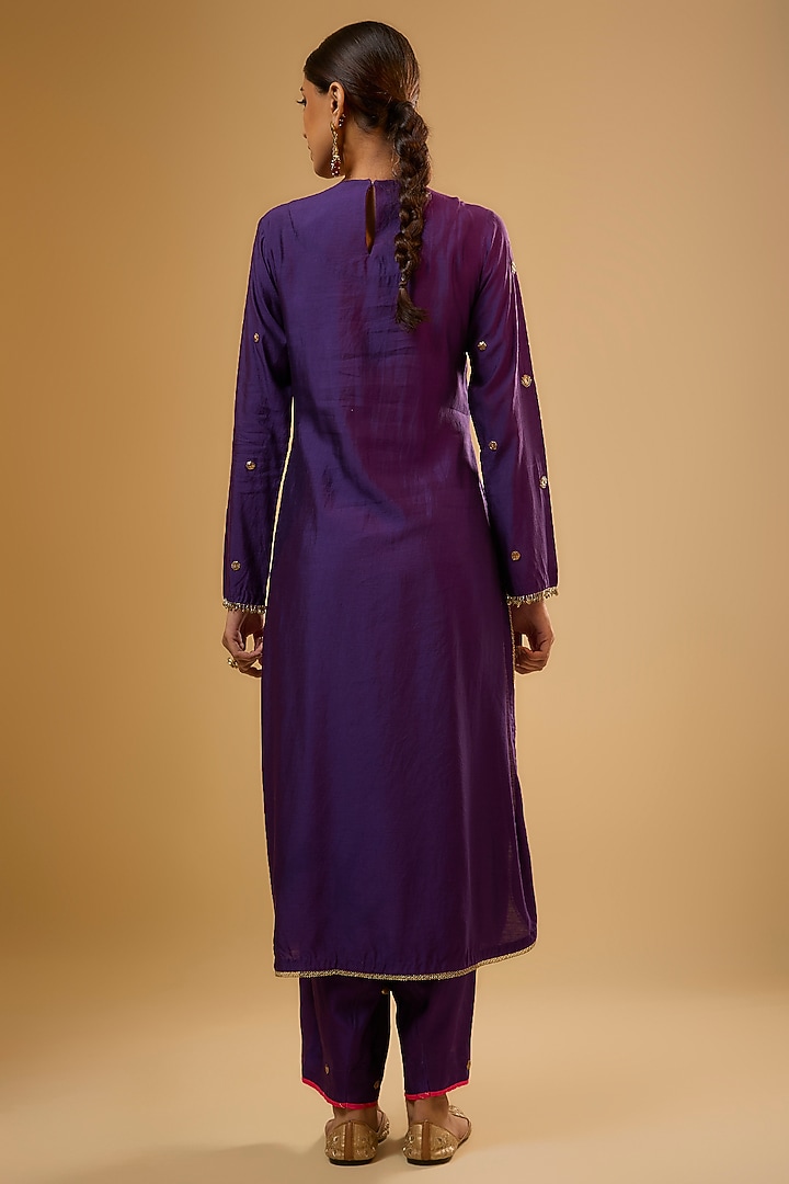 Purple Chiniya Silk Zardosi Embroidered Kurta Set by Niti Bothra at Pernia's Pop Up Shop