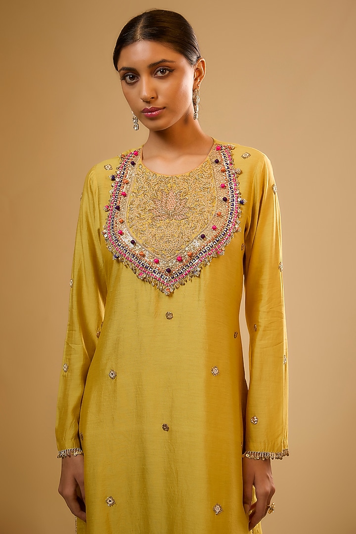 Yellow Chiniya Silk Zardosi Embroidered Kurta Set by Niti Bothra at Pernia's Pop Up Shop