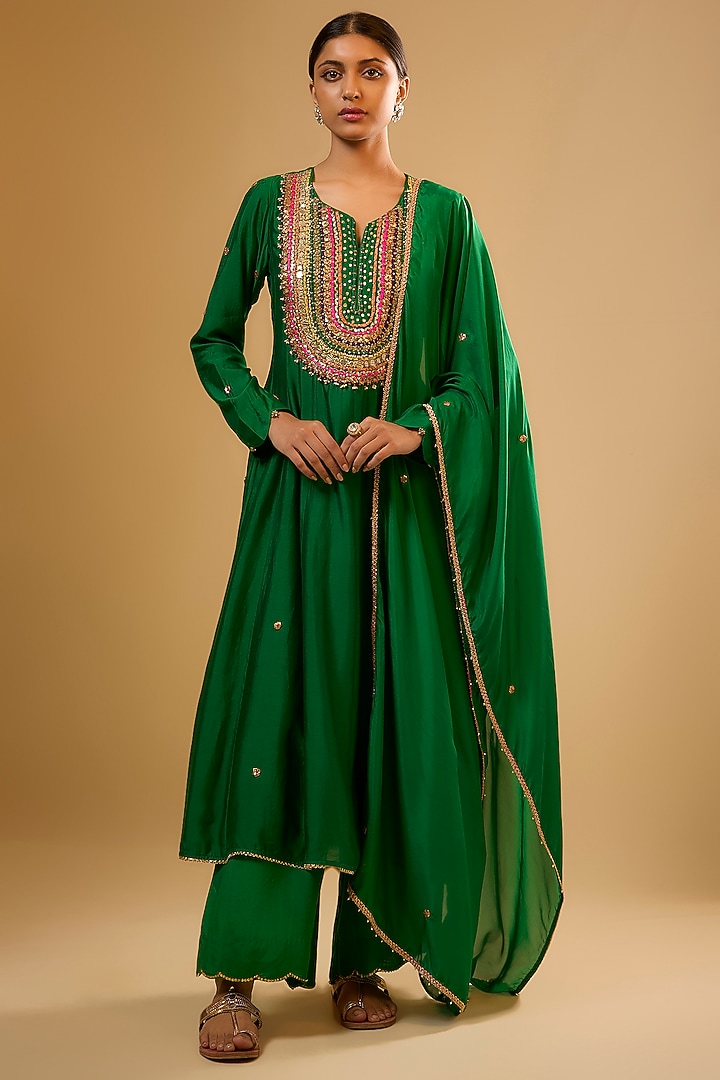 Green Chiniya Silk Zardosi Embroidered Kalidar Kurta Set by Niti Bothra at Pernia's Pop Up Shop