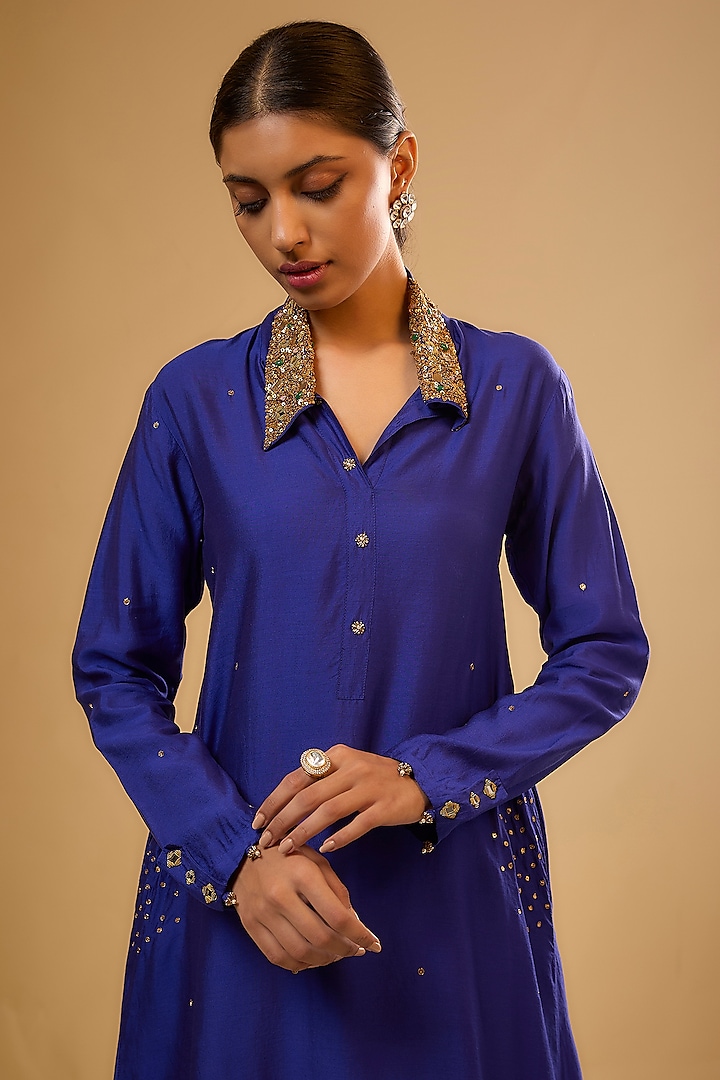 Indigo Chiniya Silk Zardosi Embroidered Kurta Set by Niti Bothra at Pernia's Pop Up Shop