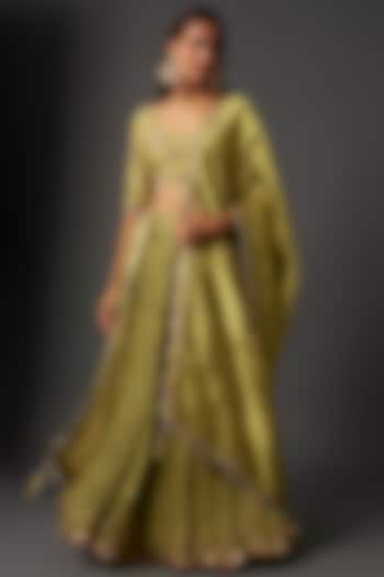 Green Crushed Silk Embroidered Wedding Lehenga Set by Niti Bothra at Pernia's Pop Up Shop