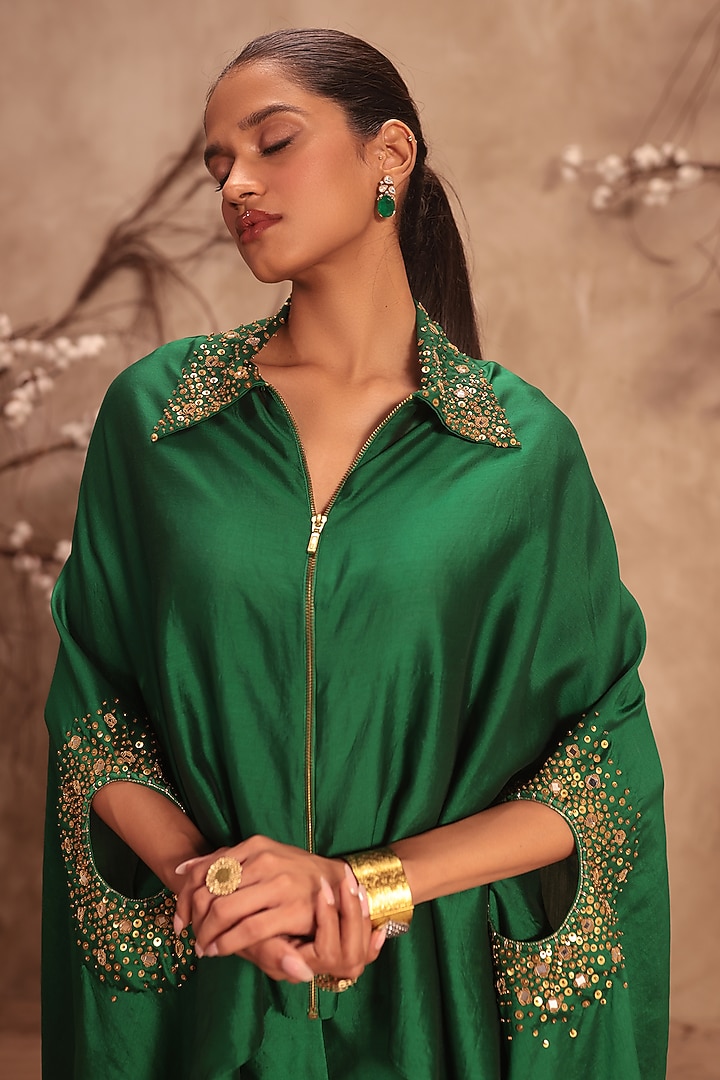 Green Chiniya Silk Zardosi Embroidered Cape Set by Niti Bothra at Pernia's Pop Up Shop