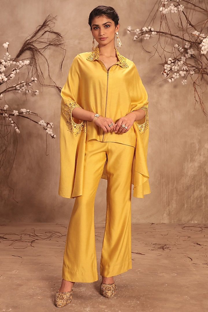 Dark Yellow Chiniya Silk Zardosi Embroidered Cape Set by Niti Bothra at Pernia's Pop Up Shop