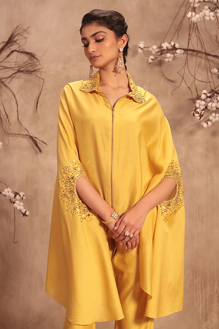 Dark Yellow Chiniya Silk Zardosi Embroidered Cape Set by Niti Bothra at Pernia's Pop Up Shop