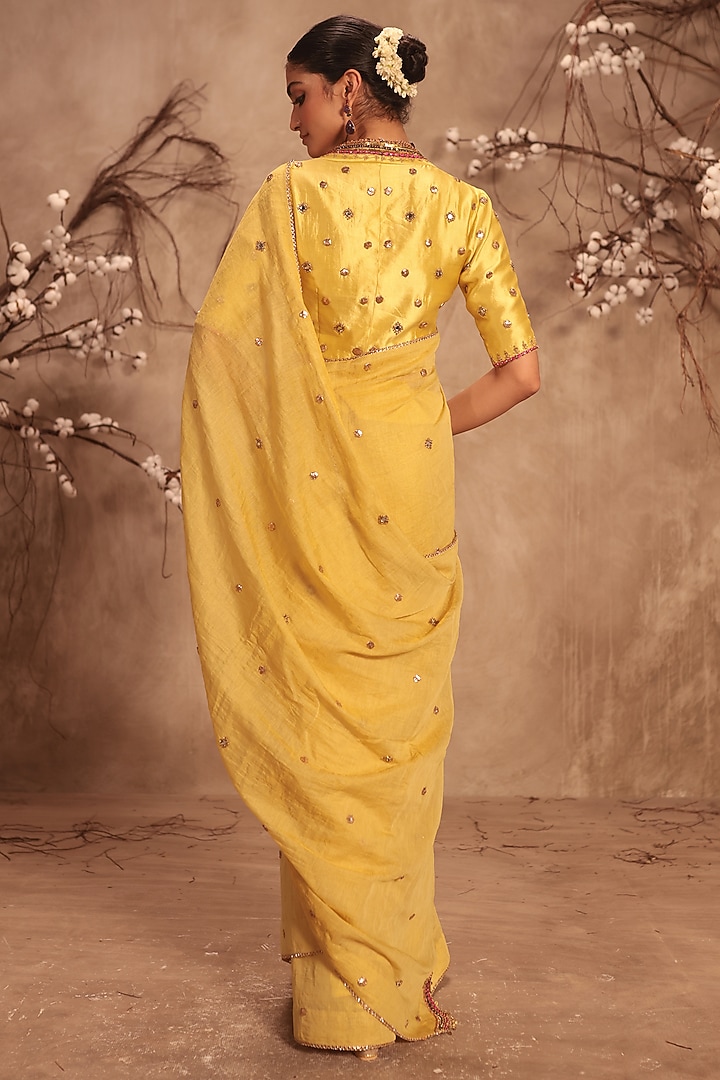 Yellow Tissue Zardosi Embroidered Saree Set by Niti Bothra at Pernia's Pop Up Shop