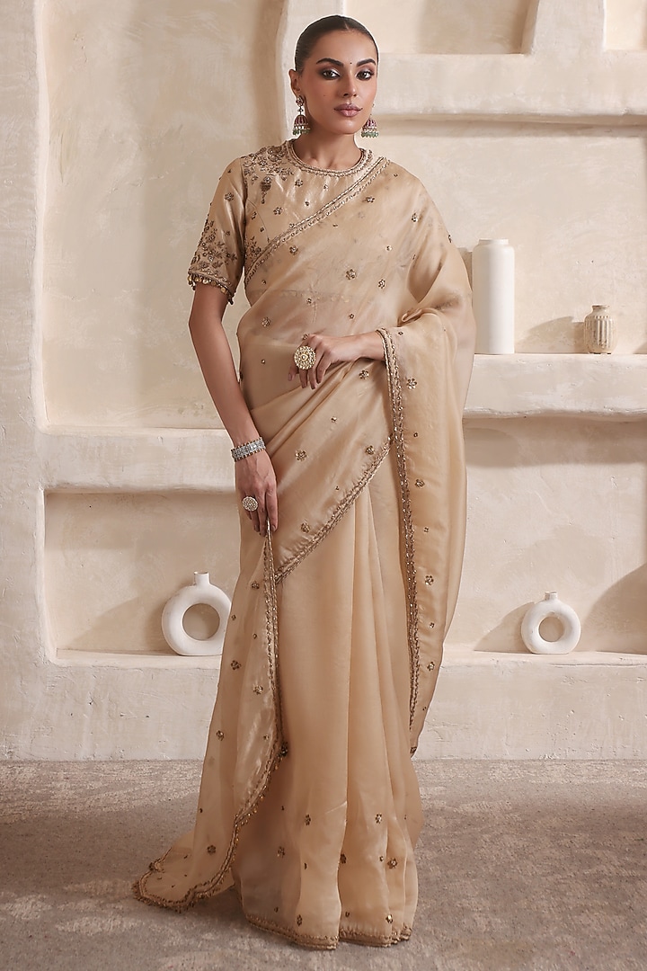 Ivory Kora Silk & Organza Zardosi Embroidered Reception Saree Set by Niti Bothra at Pernia's Pop Up Shop